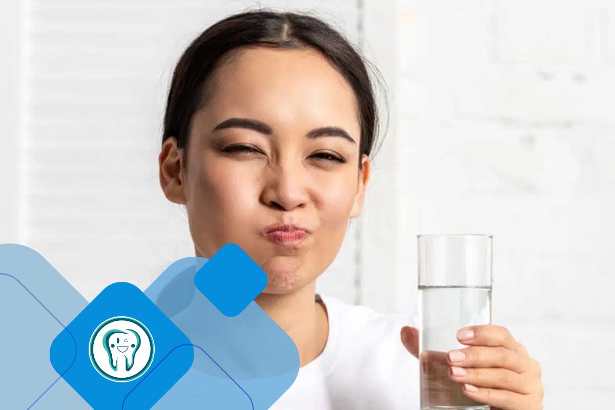 شست‌وشودهان با آب نمک